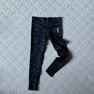 Gymshark Adapt Animal Seamless Leggings Black Zebra Color Size Medium NWOT